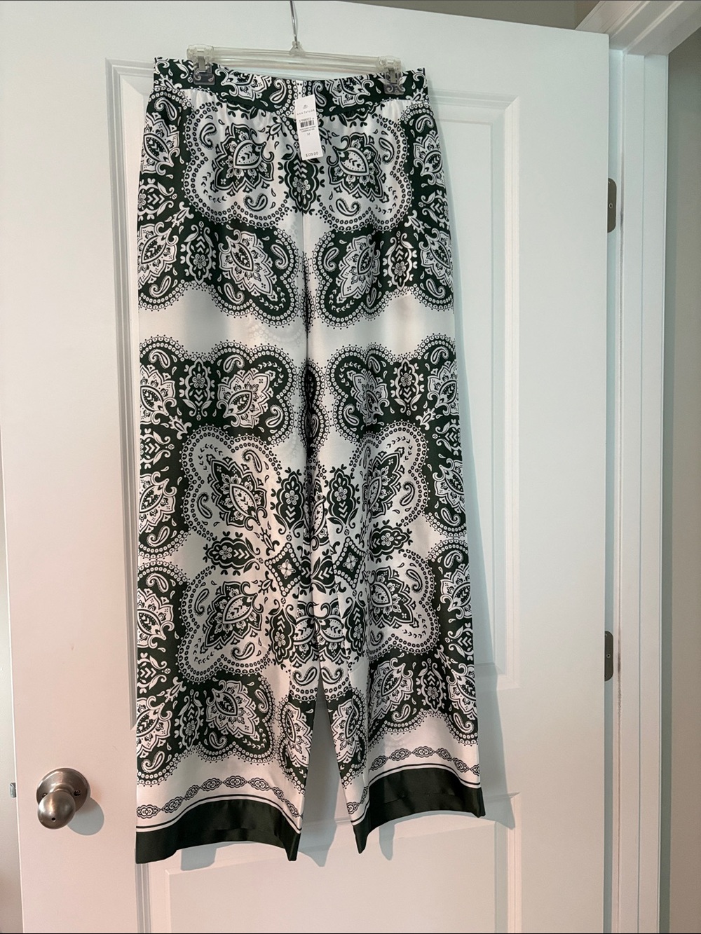 Ann Taylor Black and White Paisley Wide Leg Pants